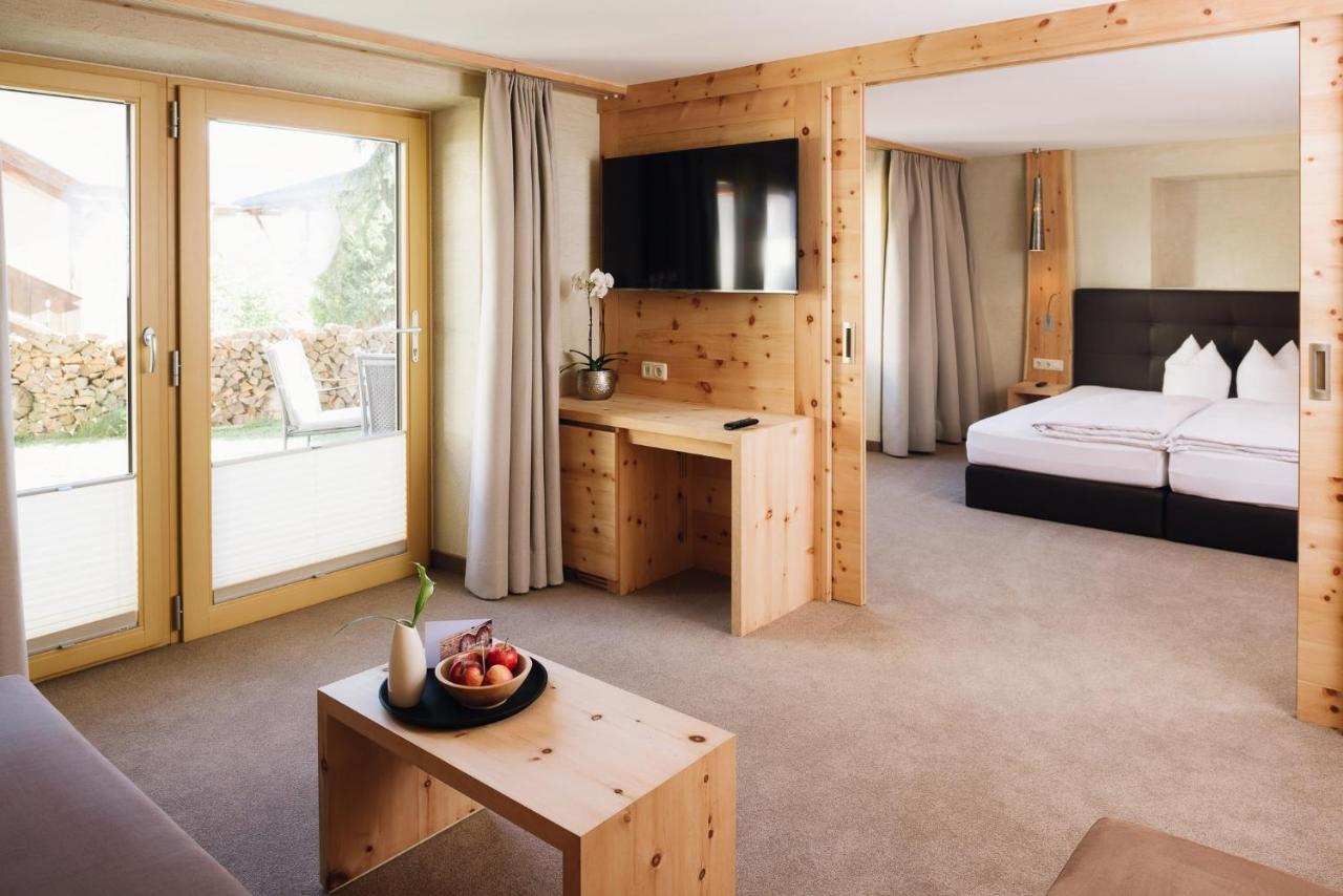 Hotel Tirol Fiss 4Sterne Superior Exterior photo